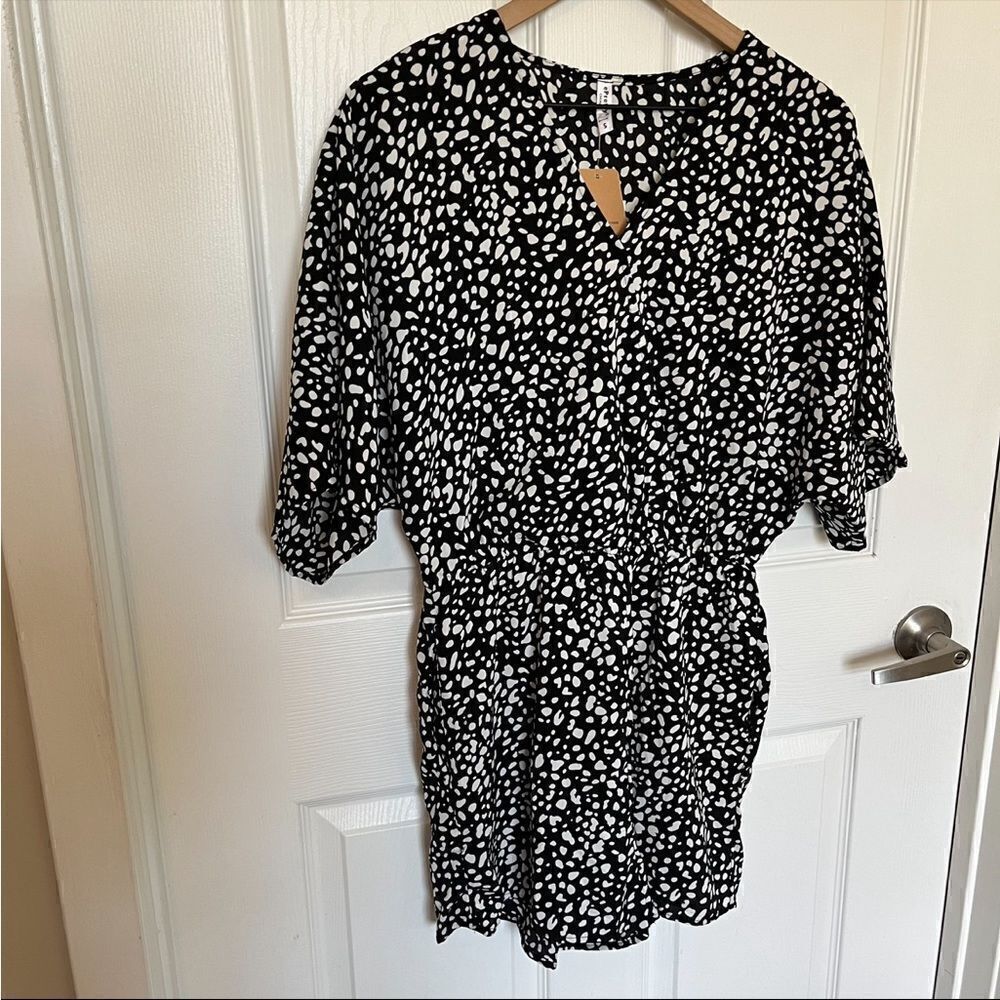 EPretty Chicago Black and White Diamond Romper